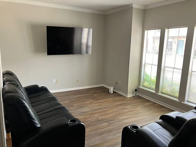 7700 Creekbend Dr #88 — Photo 10