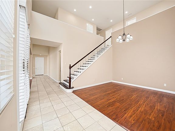 3rd image of 13855 Reposa Ct