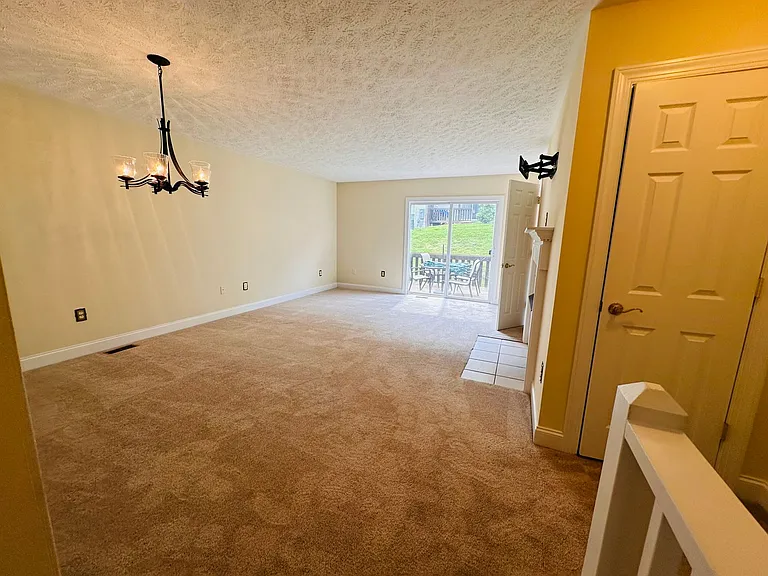 1310 Orange Leaf Ct — Photo 3