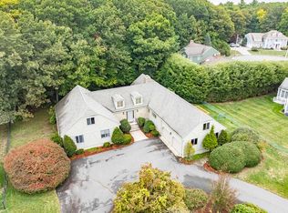 17 Royal Ct, Norwood, MA 02062