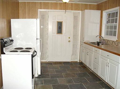 4th image of 57421 Brenchley Dr