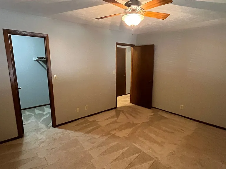 3027 W Capital Ave #33 — Photo 7