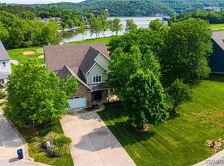 915 Bear Cave Way, Camdenton, MO 65020