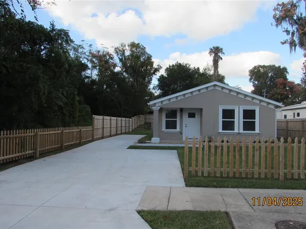 429 W Carolina Ave, Deland, FL 32720