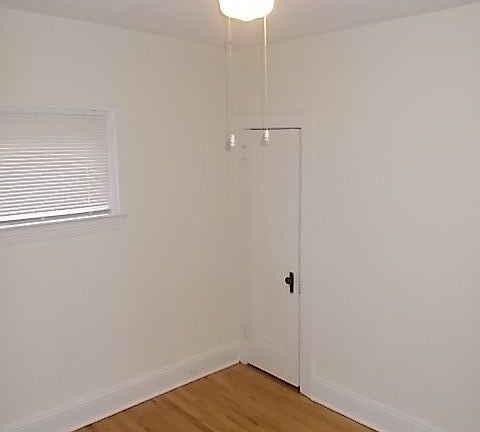 5th image of 3642 Menlo Rd