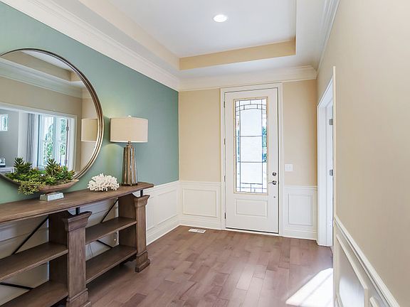 Beautiful Tray Ceiling at Foyer