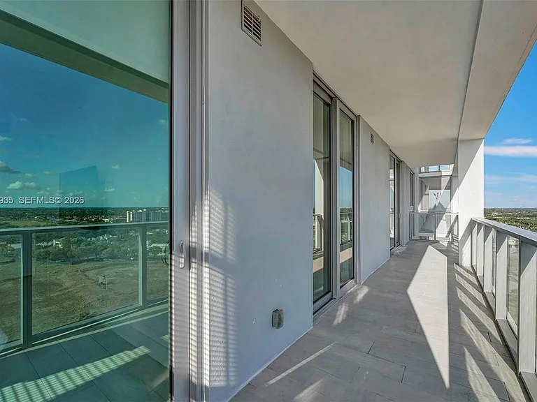 2000 Metropica Way #1408 — Photo 24