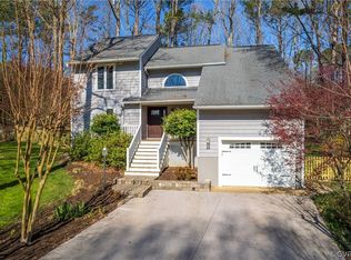 6218 Willow Glen Rd, Midlothian, VA 23112