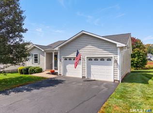 38 Autumn Ln #38, Middletown, CT 06457