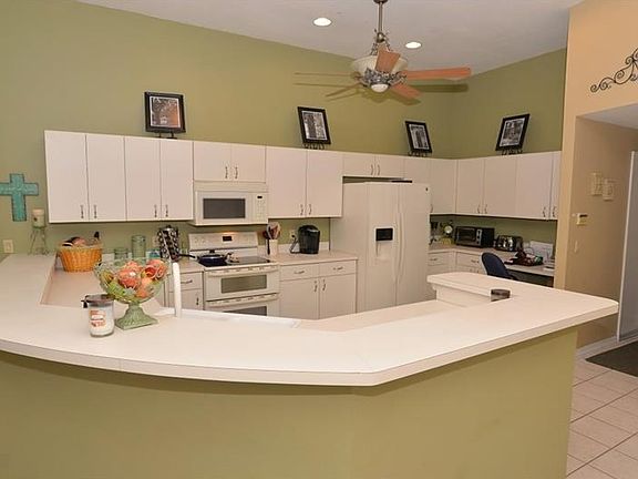 4th image of 14600 Gainesborough Dr