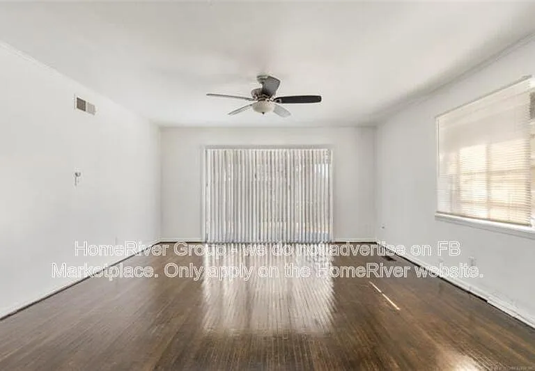 5810 E 23rd St — Photo 7