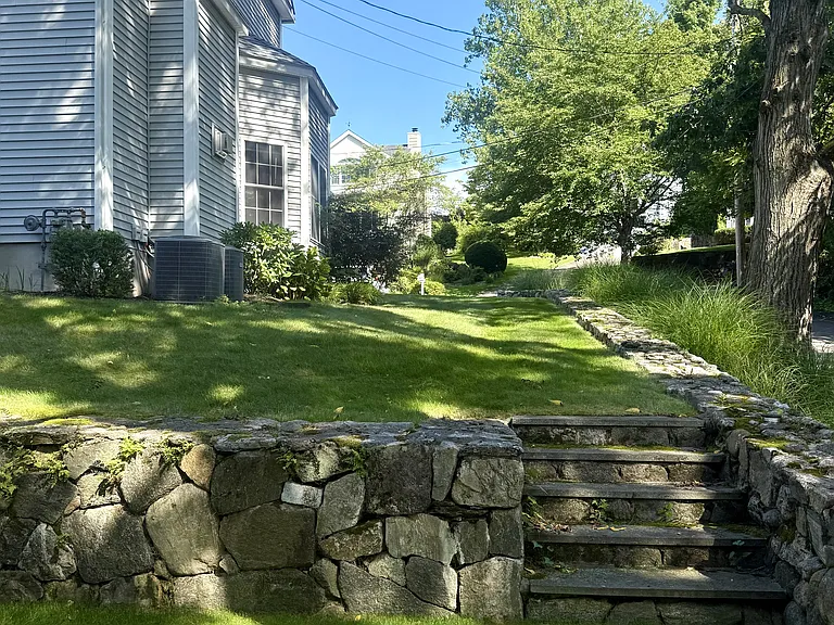 side yard