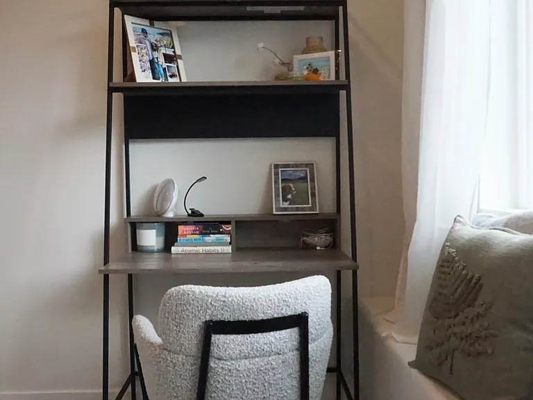 Master bedroom home office
