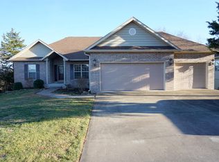 110 Cabana Ct, Branson West, MO 65737
