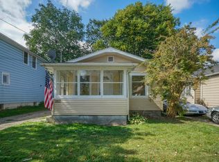 2012 Stirling Ave, Lansing, MI 48910