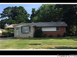 6022 Farmington St, Fayetteville, NC 28314