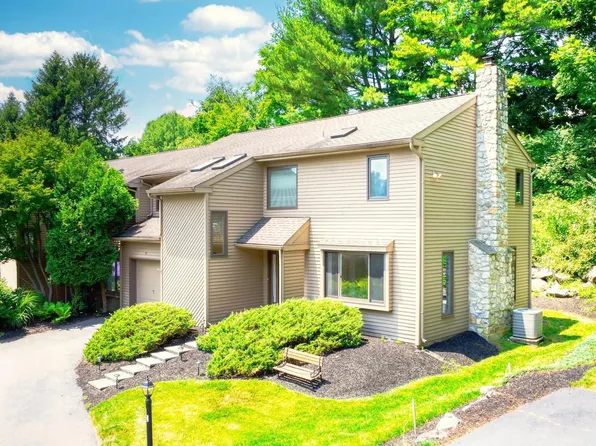 51 Sawgrass Ln, Newtown Square, PA 19073