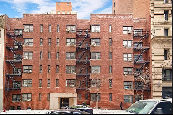 Rented by Living New York | media 13