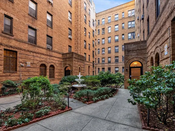 83-44 Lefferts Boulevard #4G, Kew Gardens, NY 11415