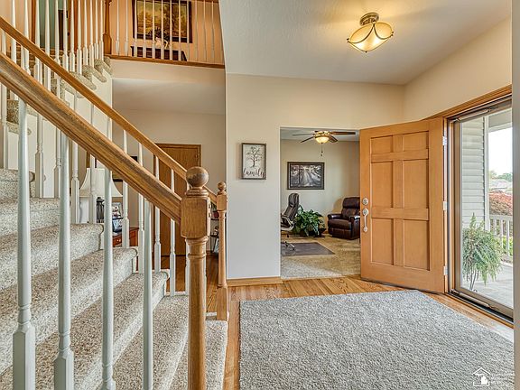 5th image of 2886 E Country Ln