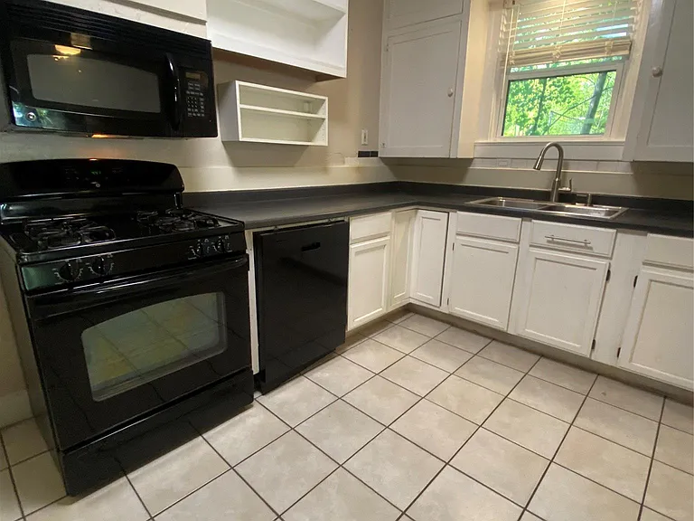 3010 S Fruth St E #A — Photo 12