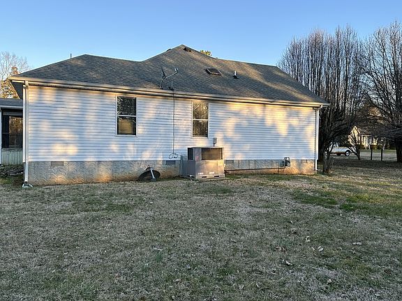 3rd image of 146 Copper Hollow Dr