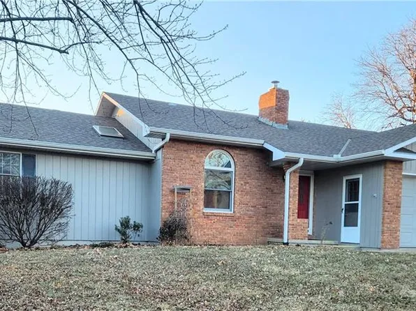 608 S 12th Ter, Savannah, MO 64485