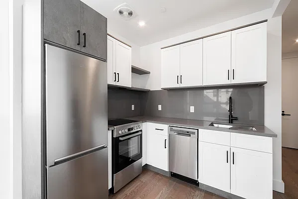 Rented by Twin Group | media 1