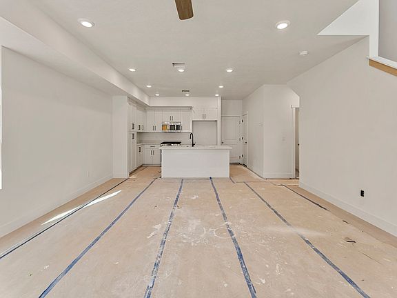 4th image of 5952 Jasper Ridge Dr