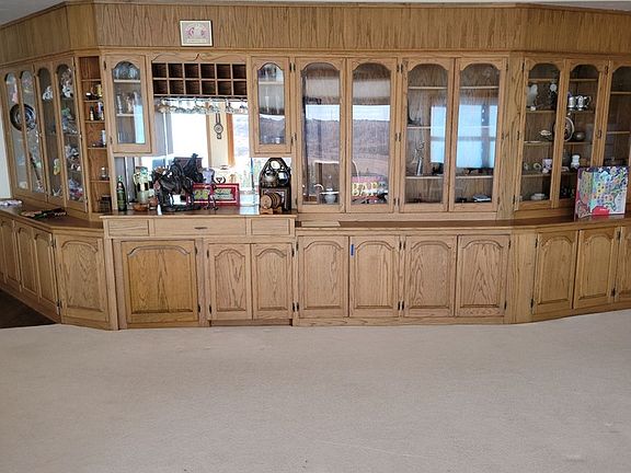 3rd image of 114 Bowie Dr