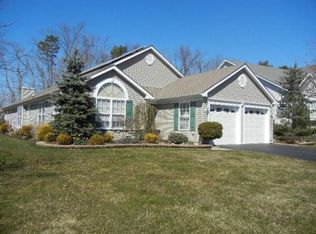 10 Round Valley Ln, Lakewood, NJ 08701