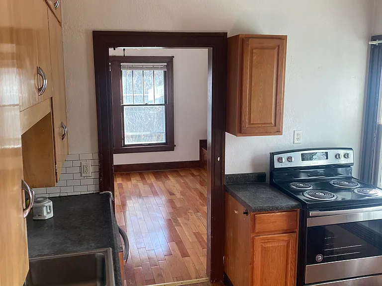 103 W California Ave — Photo 8