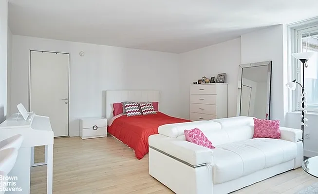 Rented by Brown Harris Stevens | media 8