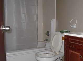 206 12th St #1, Ogden, KS 66517