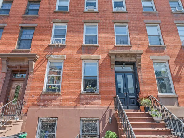 113 Carroll Street image 1 of 10
