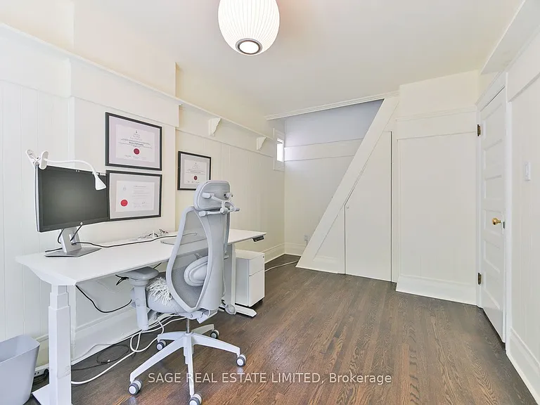 418 Glenlake Ave — Photo 17