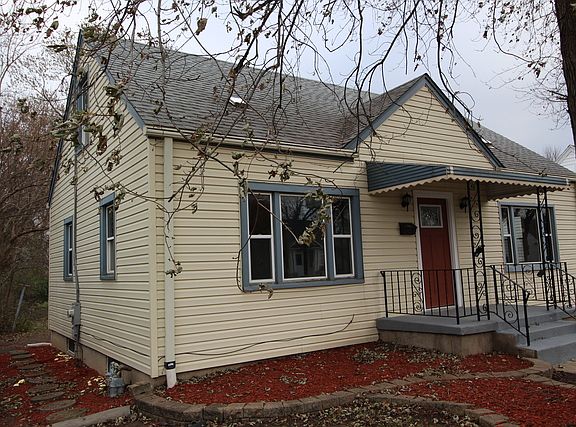 2nd image of 517 N Beverly Ave