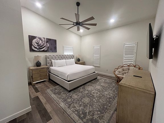 5th image of 1601 Ocean Dr #6