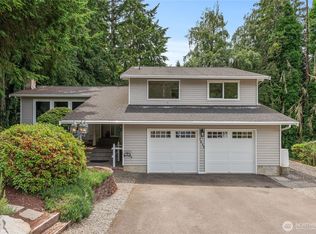 7845 NE Forest Ridge Ln, Bremerton, WA 98311