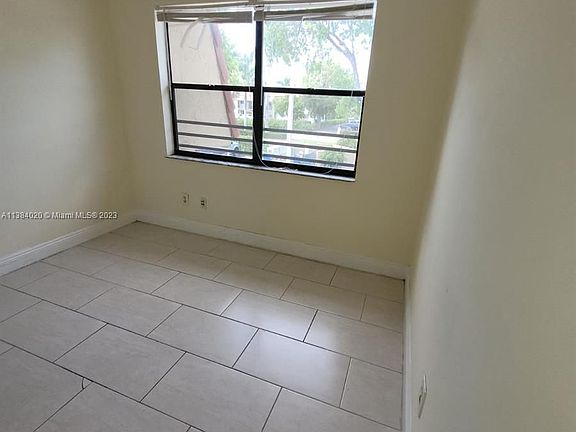 5th image of 11124 Royal Palm Blvd #6-10