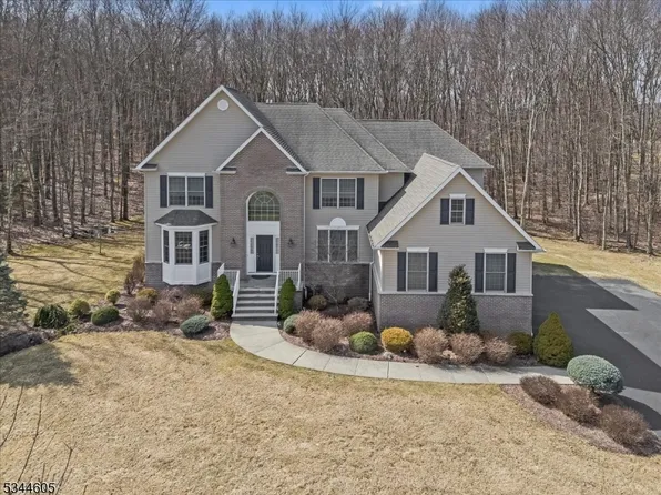 19 Reger Rd, Roxbury Twp., NJ 07876