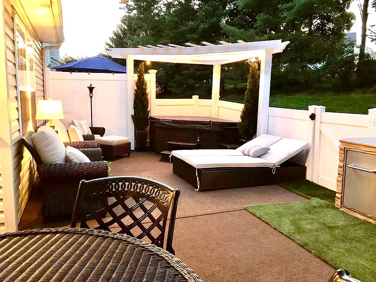 304 Weston Ln #21 — Photo 6