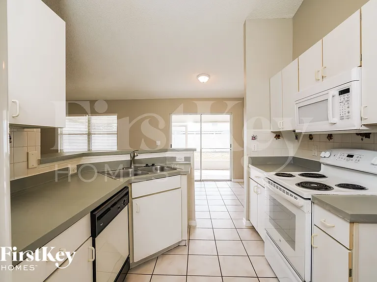 873 Jarnac Dr — Photo 6