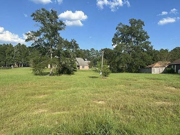 5th image of 11 Caylee Ln