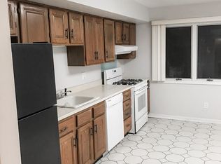 293 Westminster Pl Floor 2, Lodi, NJ 07644
