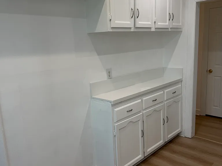 1746 S Marvin Ave — Photo 6