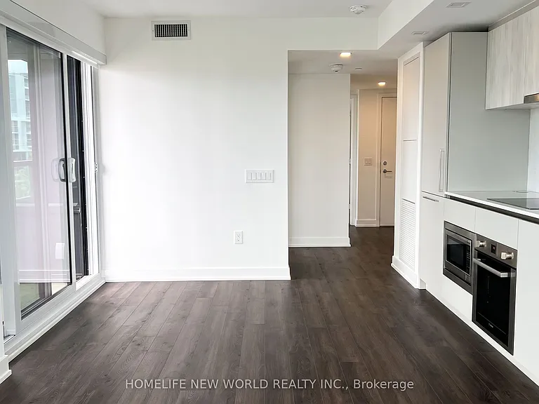 609 Sherbourne St #2110 — Photo 3