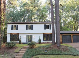 2247 Bellingrath Rd, Jackson, MS 39211