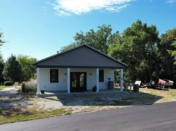 419 Olive St, Villa Ridge, MO 63089