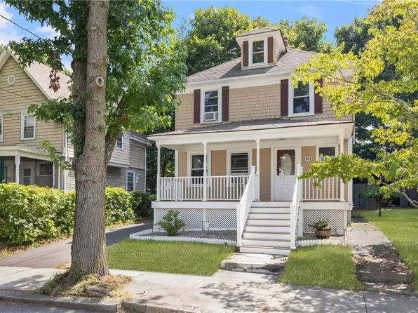101 Anthony St, East Providence, RI 02914
